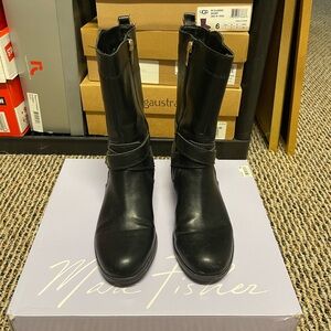 Motorcycle Boots    Marc Fisher    Size 7